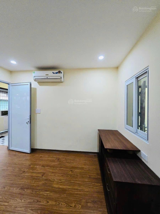 Spacious 3-Bedroom Apartment in Giảng Võ Complex