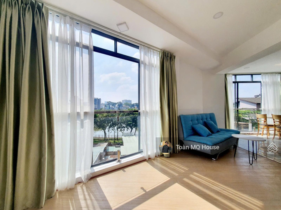 Modern 40m² Apartment with City View