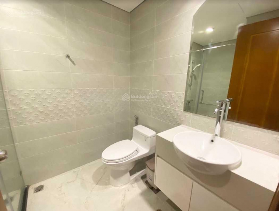 Modern 1-Bedroom Apartment in Vinhomes Nguyen Chi Thanh