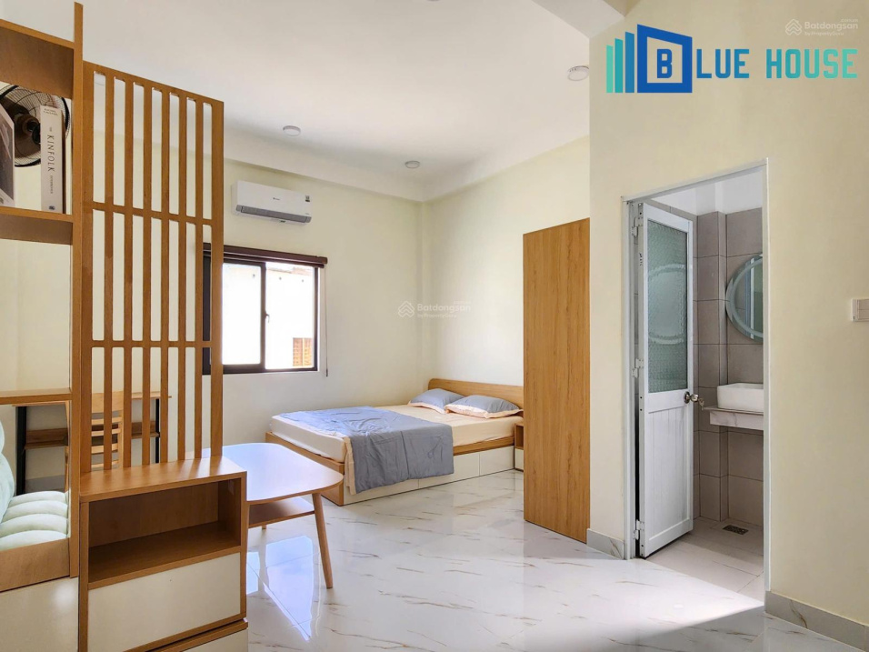 Modern Studio Apartment with Washing Machine and AC
