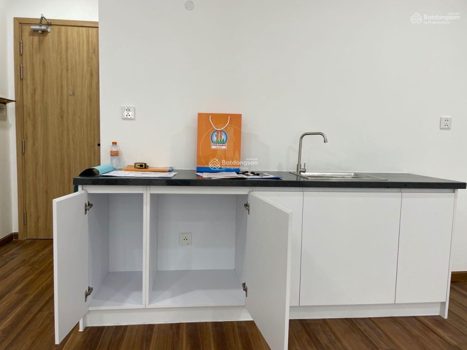 Studio Apartment at The East Gate near University Village