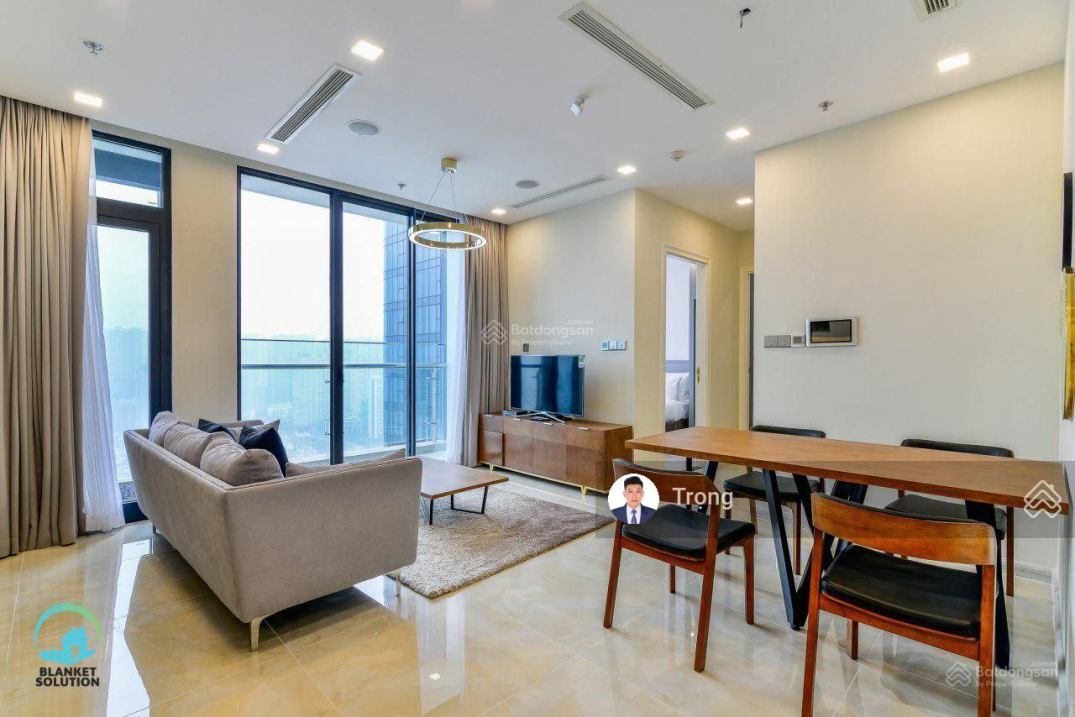 Modern 72m² Apartment with Landmark 81 View