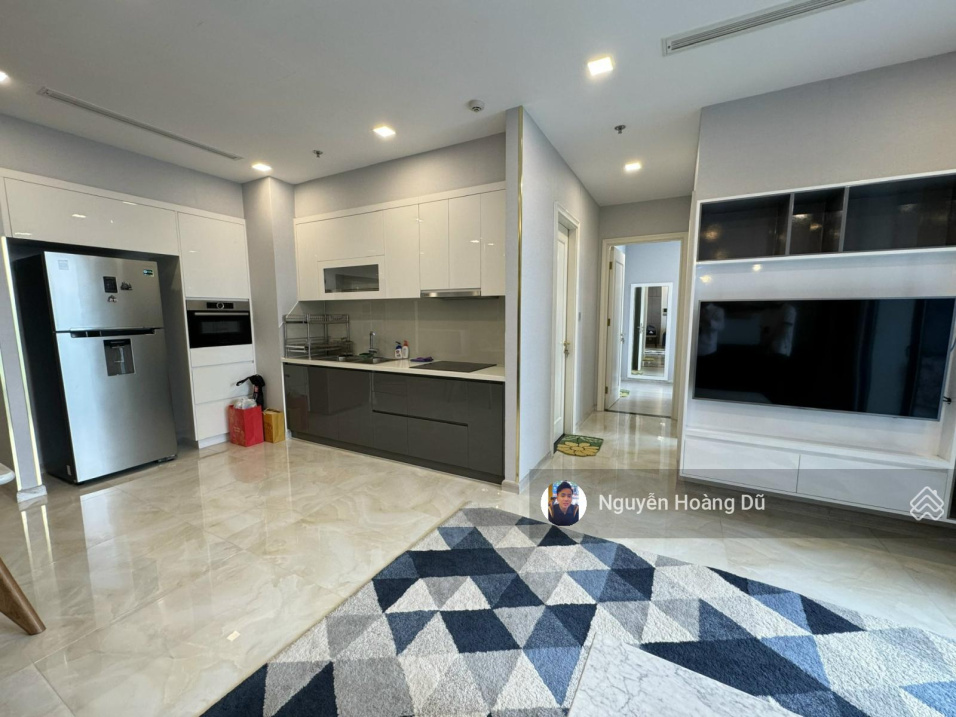 Modern 2-Bed Apartment with Bitexco Bridge View