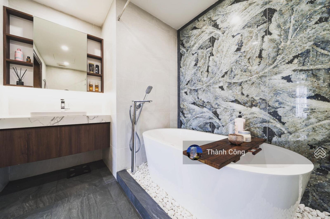 130m² Modern 3-Bedroom Apartment with TV Tower View