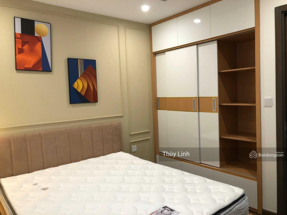Furnished 2-Bedroom Apartment with Modern Interior