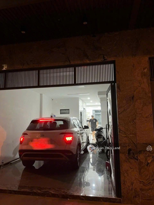 Full Furnished House in Lệ Mật Việt Hưng with Garage and Elevator