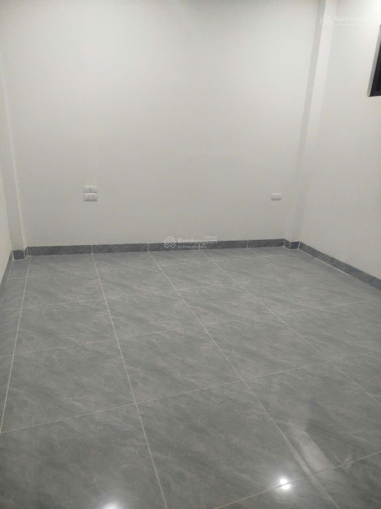 Tân Khai Rental: 4-Story House with 5 Bedrooms