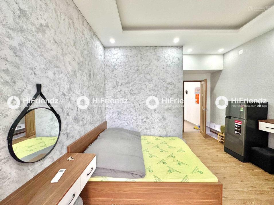 Modern 1BR Apartment with Balcony in District 3