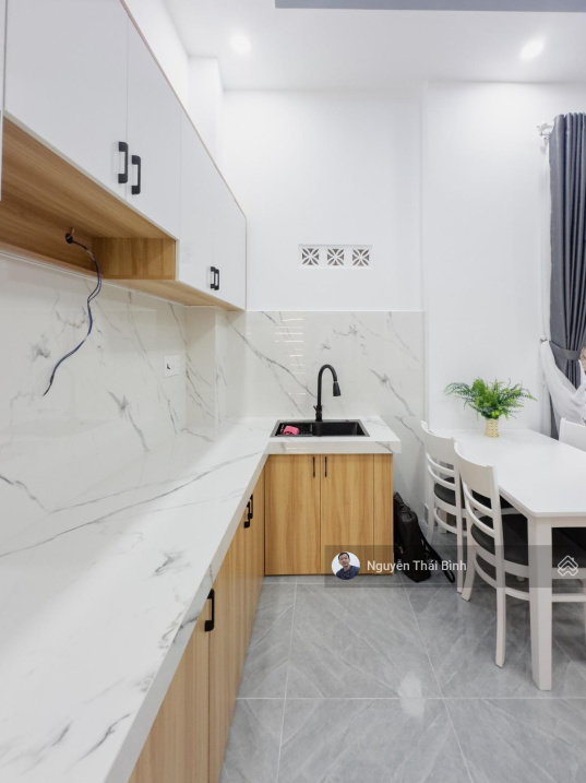 Modern 2BR House Near HCM Economics University