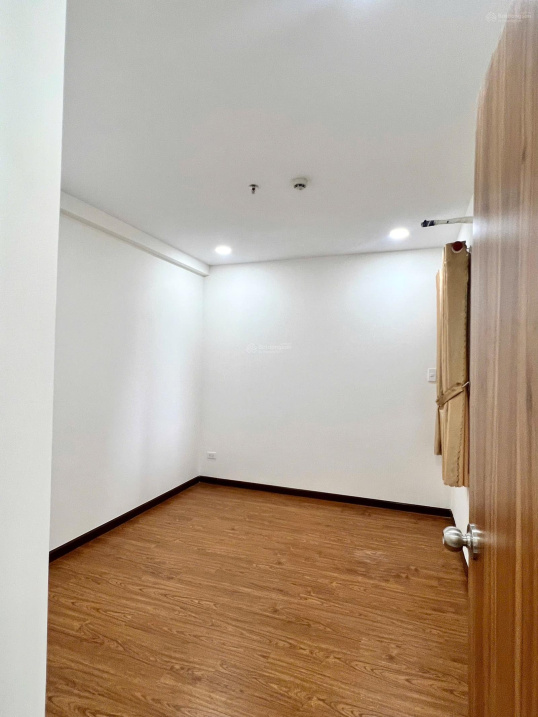Простора квартира в Minh Quoc Plaza з видом на місто
