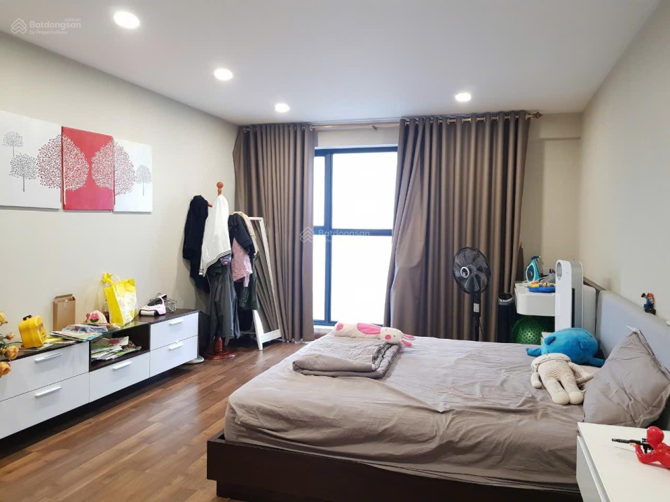 Spacious 3BR Goldmark City Apartment with Amenities