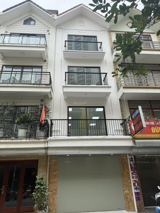 Townhouse in Nguyen Van Loc Urban Area, Mo Lao