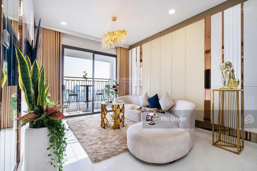 Spacious 2-Bedroom Apartment near Tan Son Nhat Airport