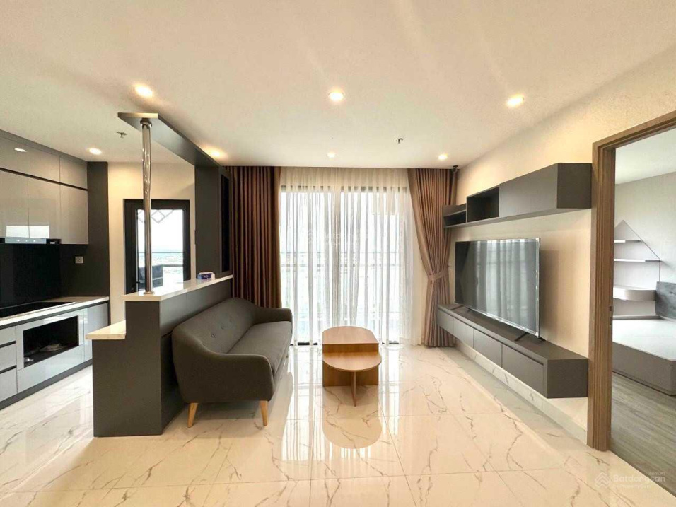 Modern Family Apartment in Green Vinhomes District 9