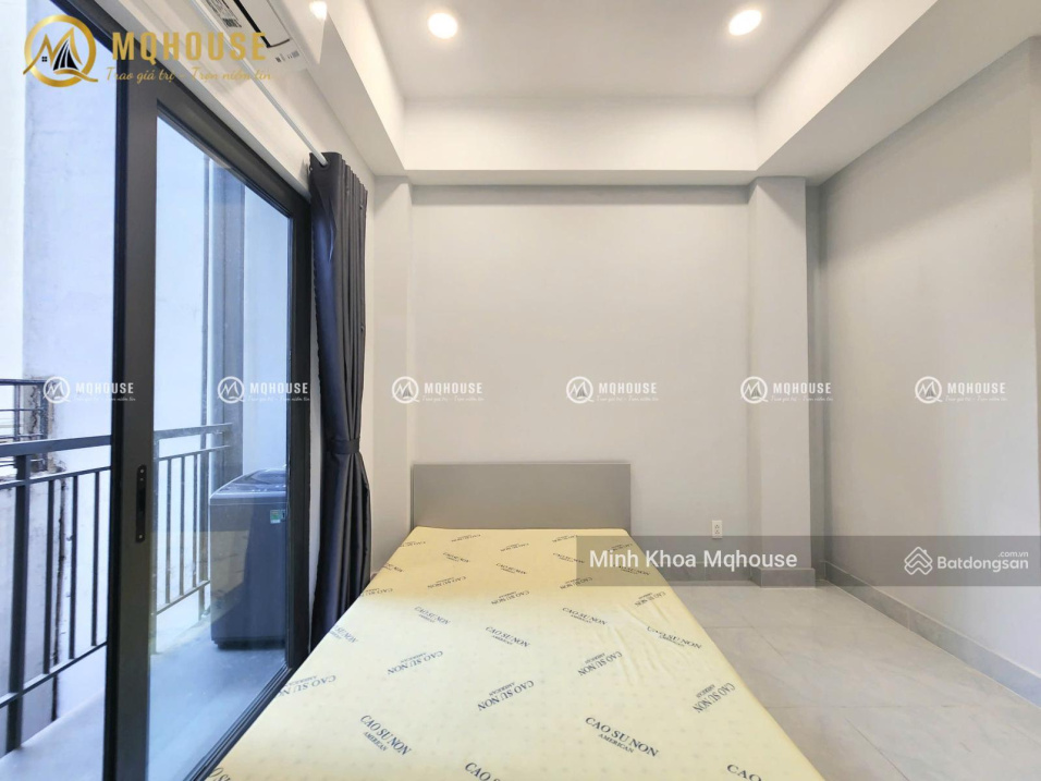 Modern Studio Apartment with Full Amenities