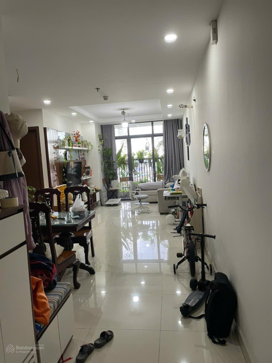 New Property with Pool View, Ready to Move In