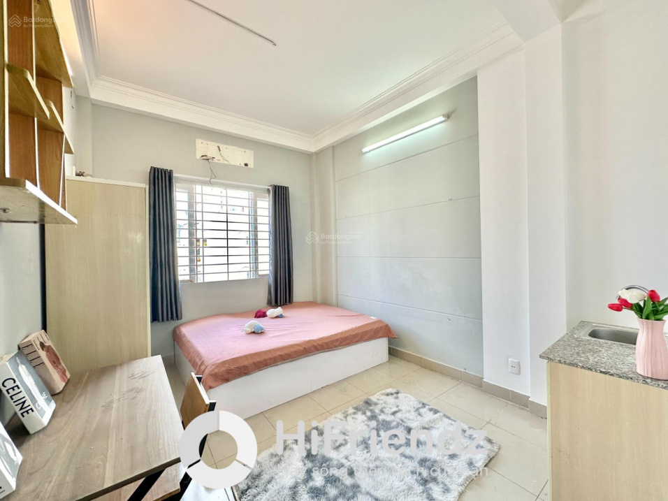 Modern 35m² Studio Near Law University