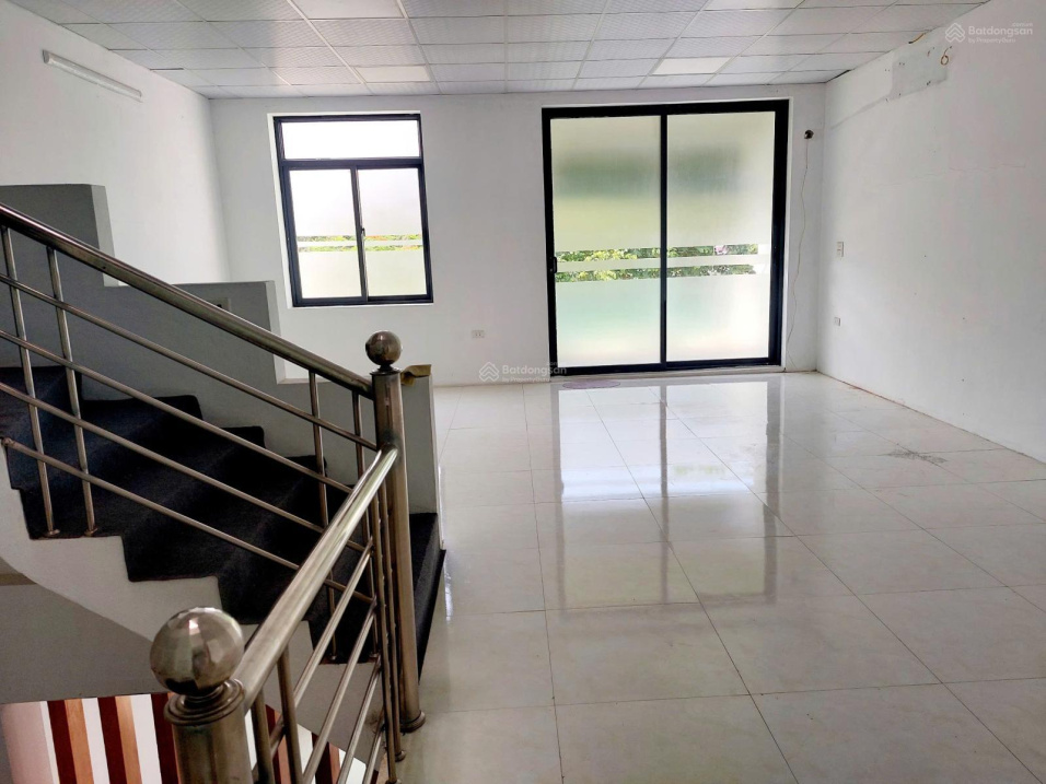 Spacious 114m² Townhouse in Geleximco Complex