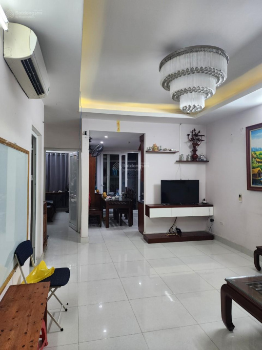 Modern 84m² Apartment with 2 Bedrooms