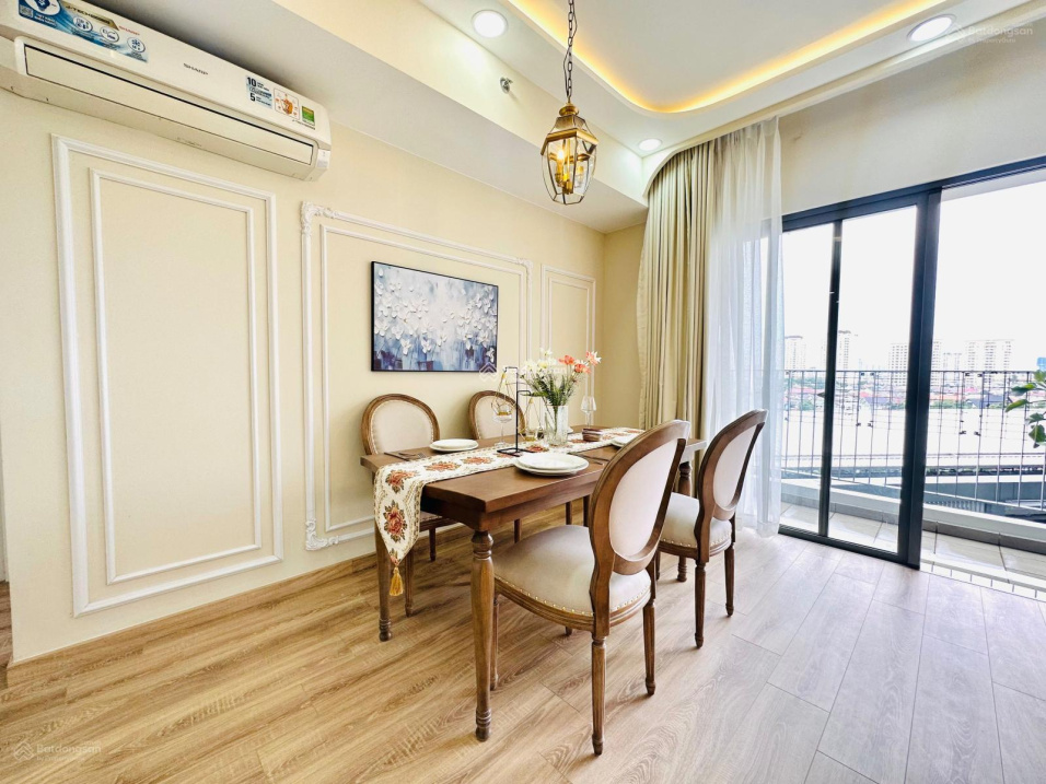 Modern 50m² Apartment with Classic Design