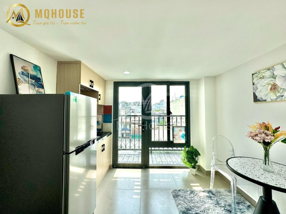 Modern Duplex Near Etown with Furnished Balcony