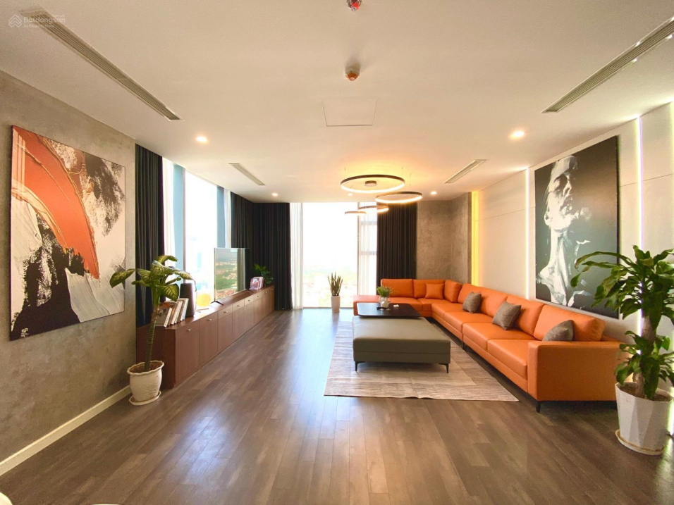 3-Bedroom Apartment at The Nine, Phạm Văn Đồng, Fully Furnished