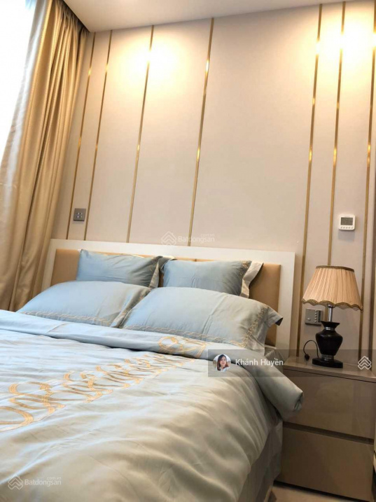 Modern 2-Bedroom Apartment with City View
