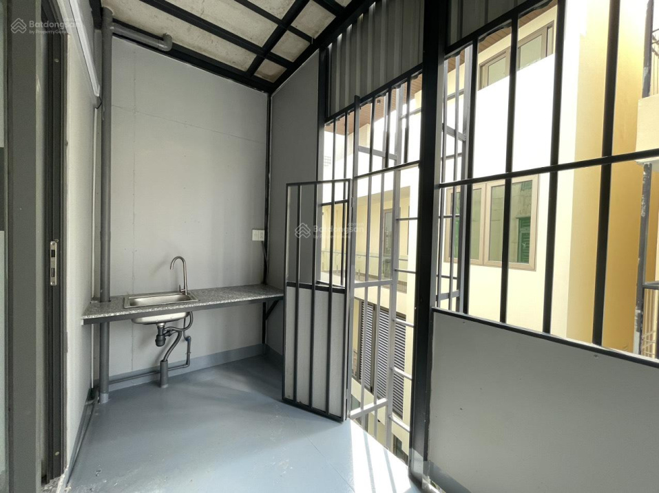 Modern Mini Apartment Near Tran Nao Street