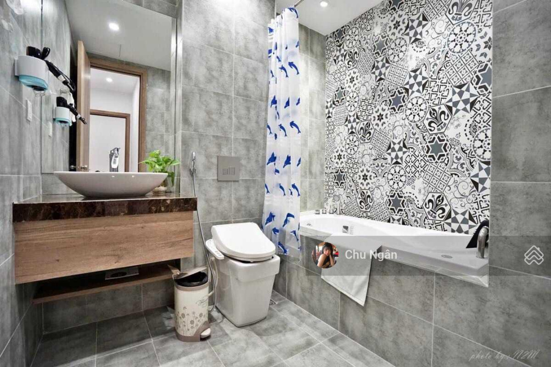 Fully Furnished 2-Bedroom Apartment at Grandeur Palace