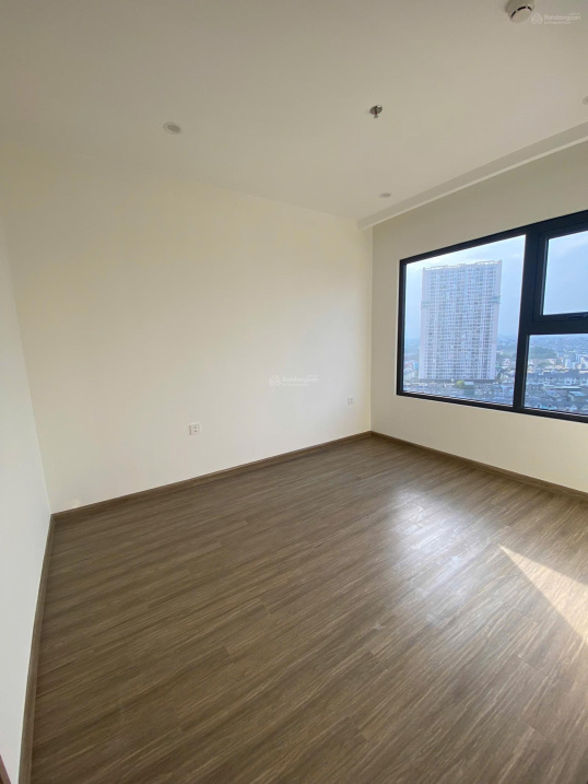 New 2BR Apartment at Vinhomes Smart City
