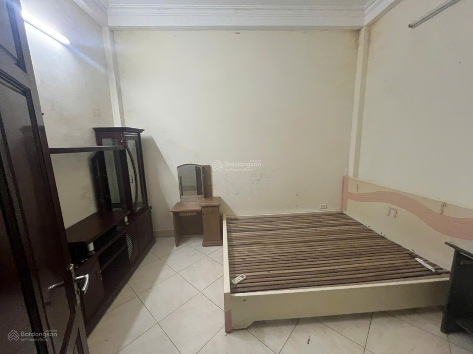 2-Story House with 2 Bedrooms near 337 Dinh Cong Street