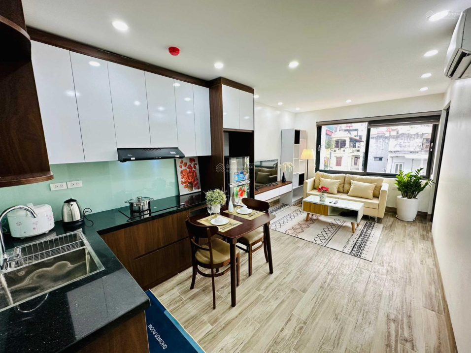 Modern Studio and 1-Bed Apartments near West Lake