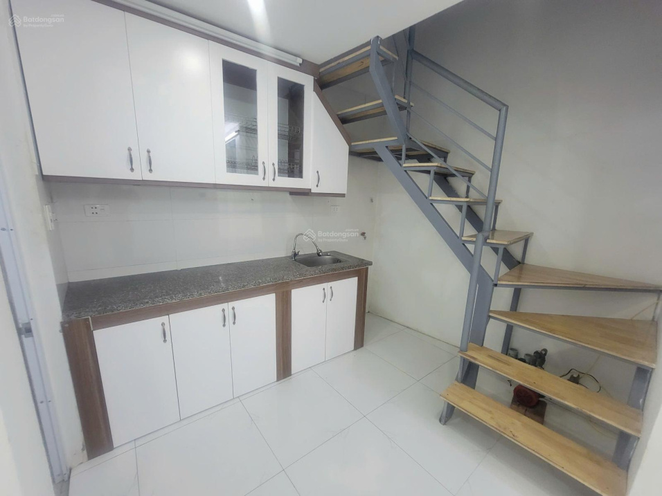 Compact 2-Story Rental near 165 Dong Thien Street, Hoang Mai