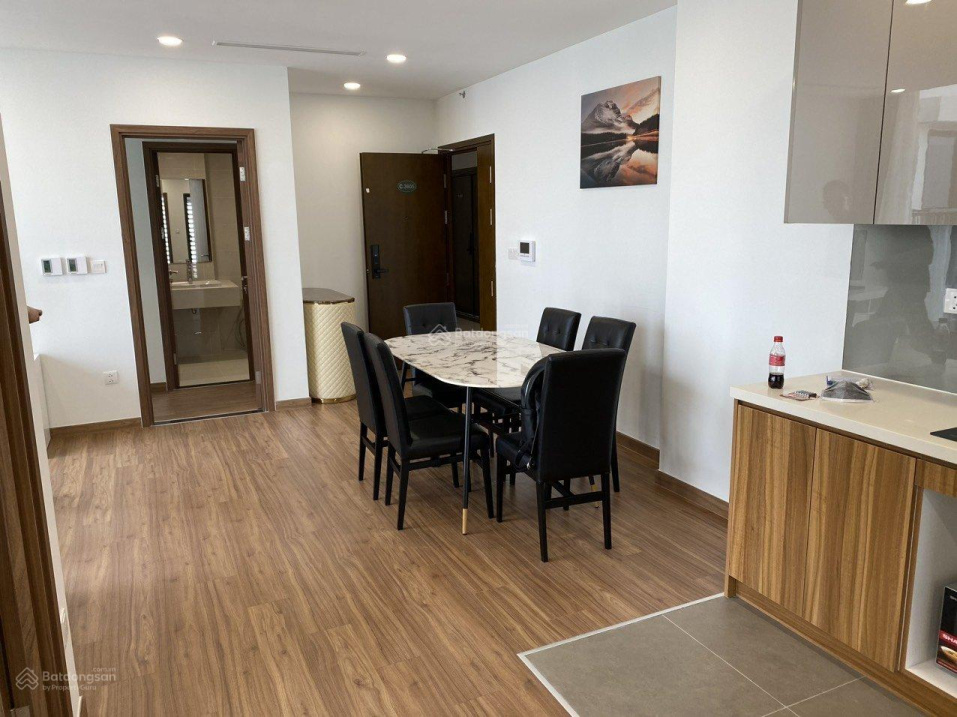 High-rise Apartment with City View near Nguyen Van Linh