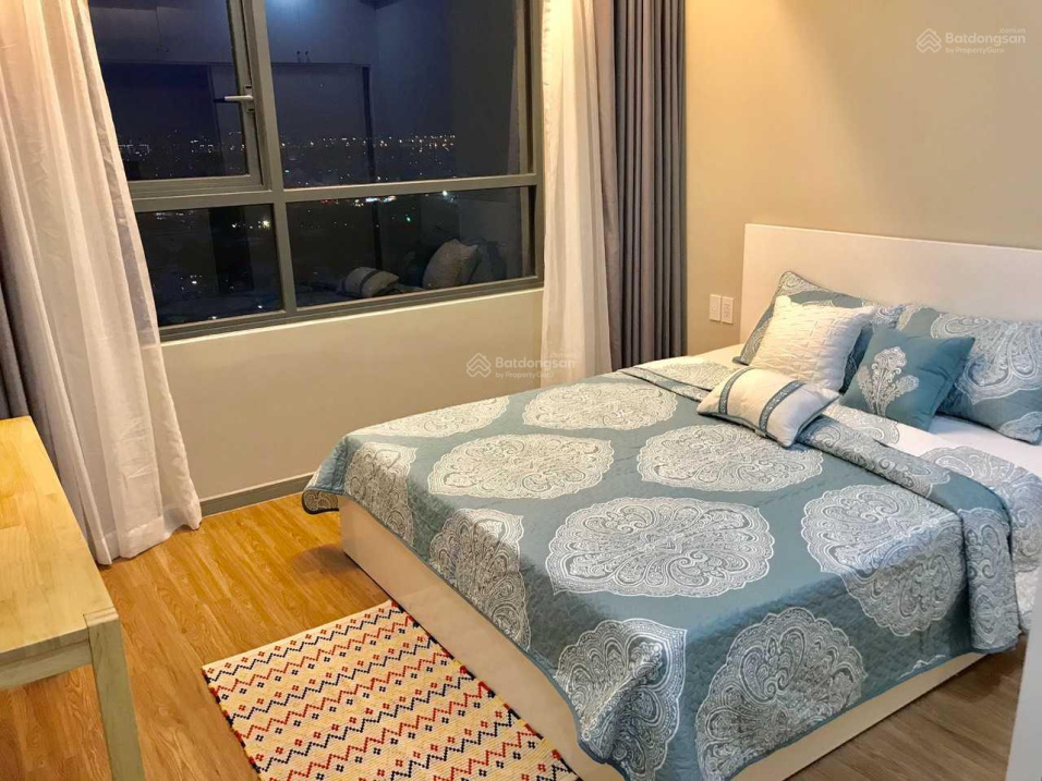 Modern Gold View Apartment Near City Center
