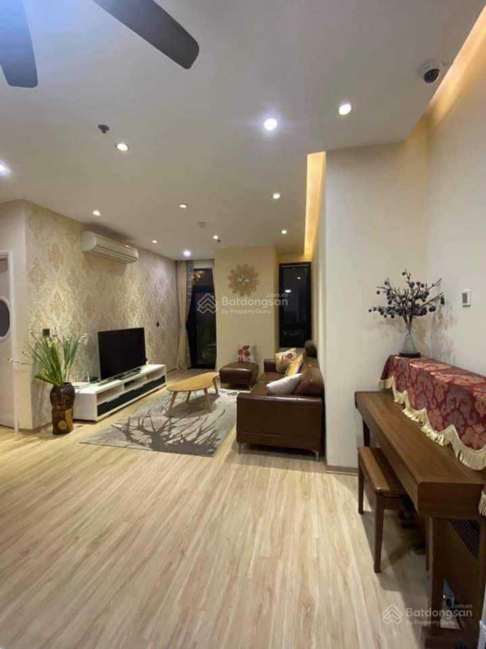 Modern 2BR Apartment with Basic Furnishings