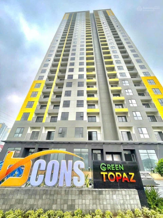 Modern 2-Bedroom Apartment Near University Plaza