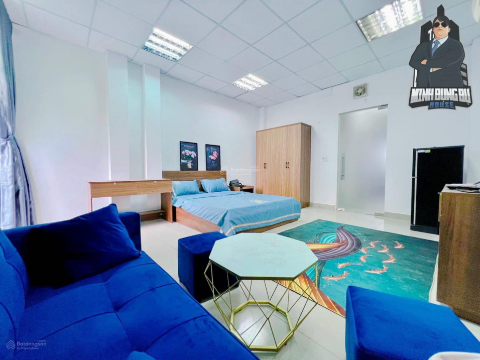 2 Bedroom Apartment with Balcony