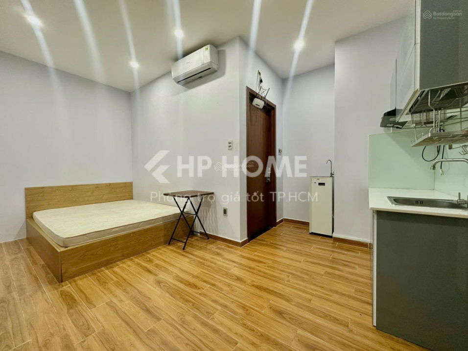 Modern Studio with Full Furniture Near Park