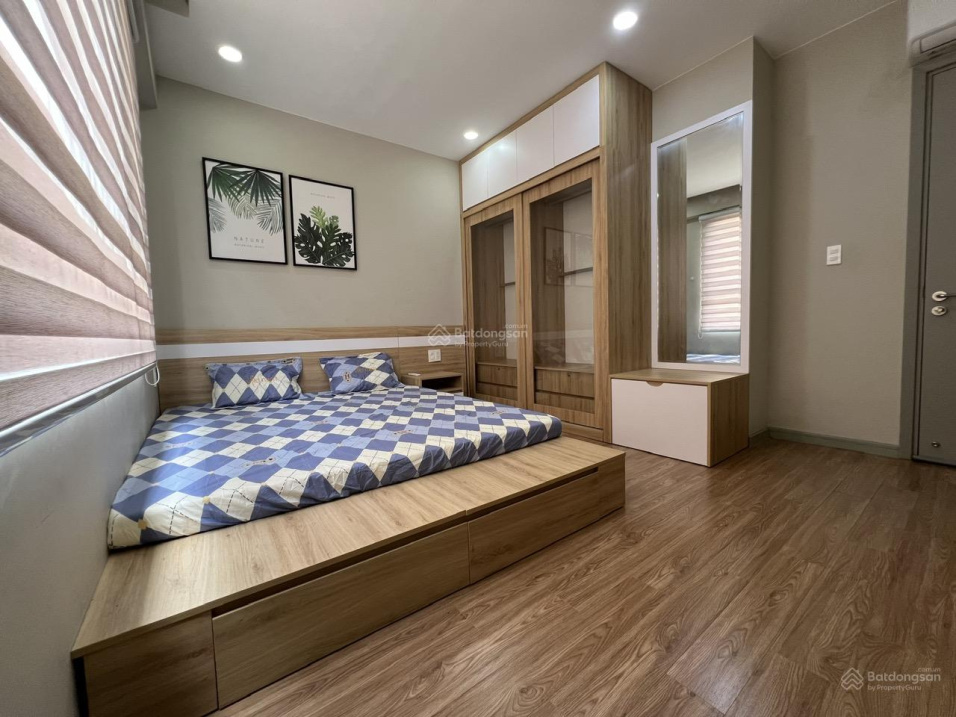 Modern 3-Bedroom Apartment at Oriental Plaza