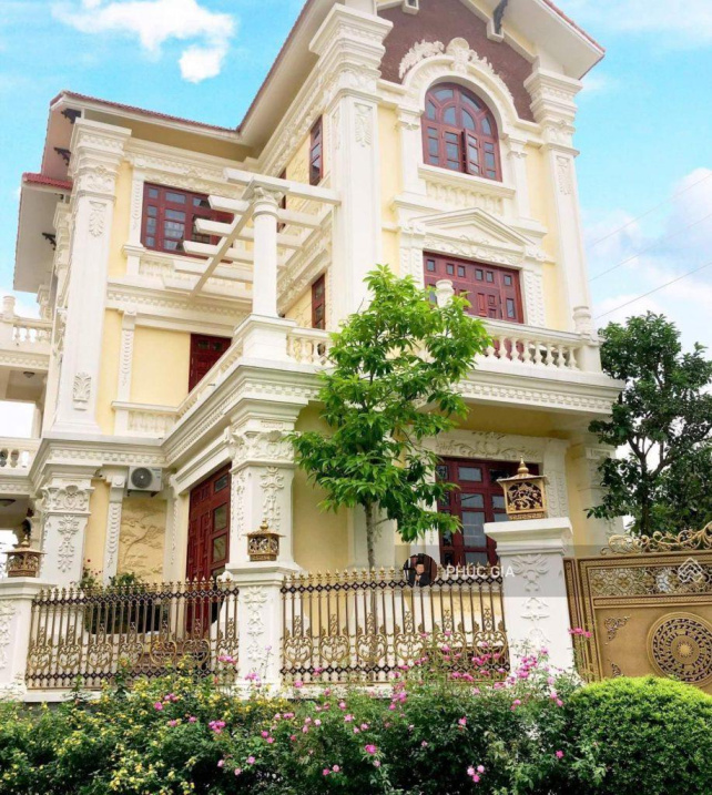 Spacious 4-Story Villa in Tây Nam Linh Đàm Urban Area