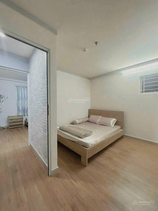 Furnished 65m² Apartment with 2 Bedrooms Near Vinmart
