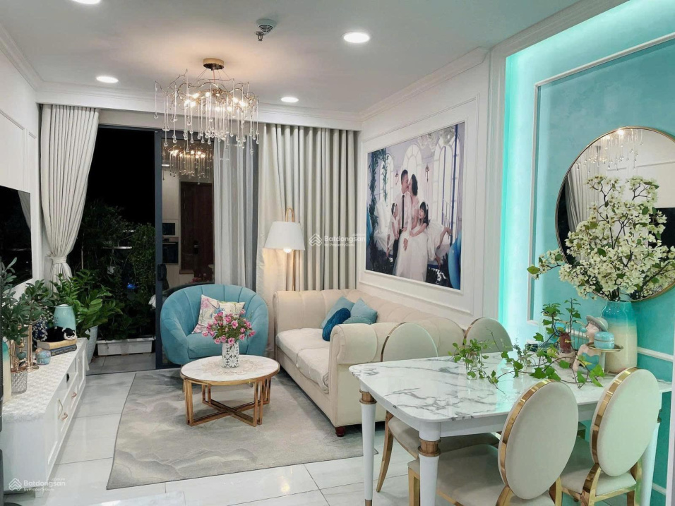 Spacious 2-Bedroom Apartment in Carillon 1 Complex