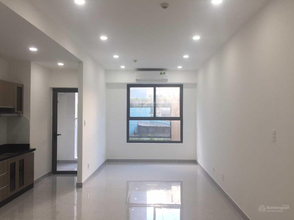 Modern Officetel Unit with Pool and Gym