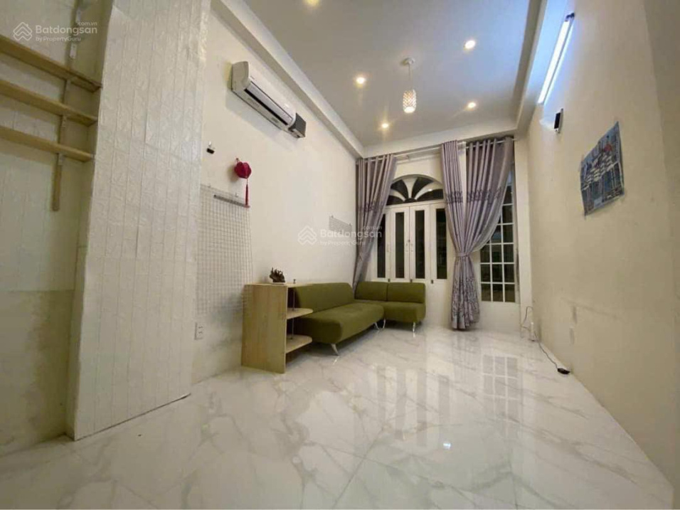 3-Bedroom House for Rent in Phu Nhuan District