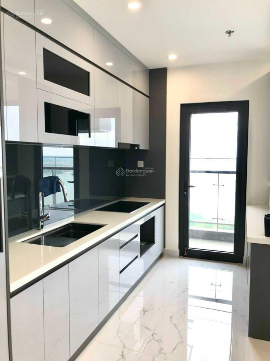 Modern Family Apartment in Green Vinhomes District 9