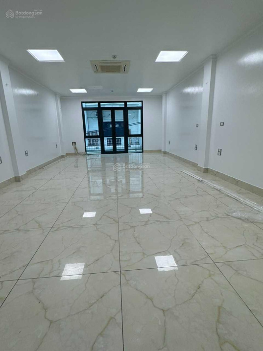 Modern 8-Floor Commercial Building with Elevator
