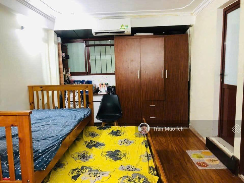 Spacious 80m² Apartment with 2 Bedrooms in Thanh Xuan