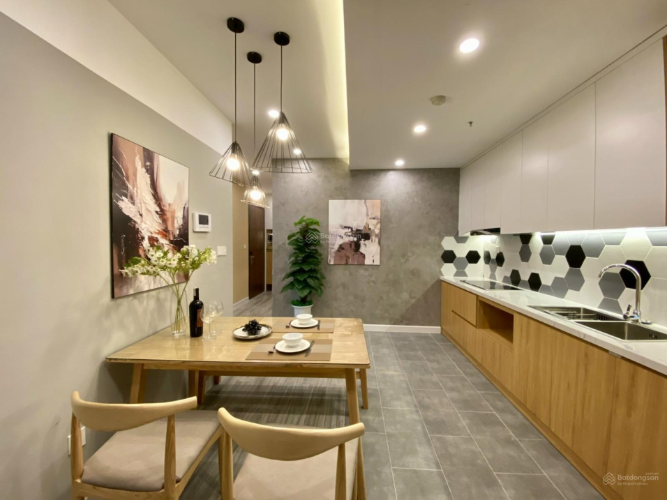 Modern 2-Bed Apartment with Designer Interior