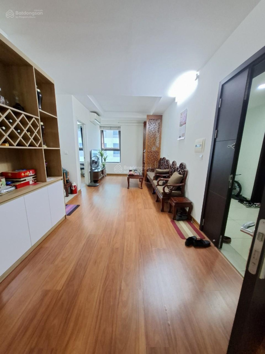 Modern 2-Bedroom Apartment in Valencia Garden